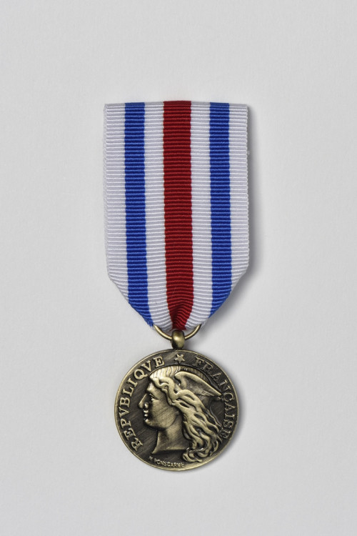 Médaille d'Honneur du Service de Santé des Armées - Or